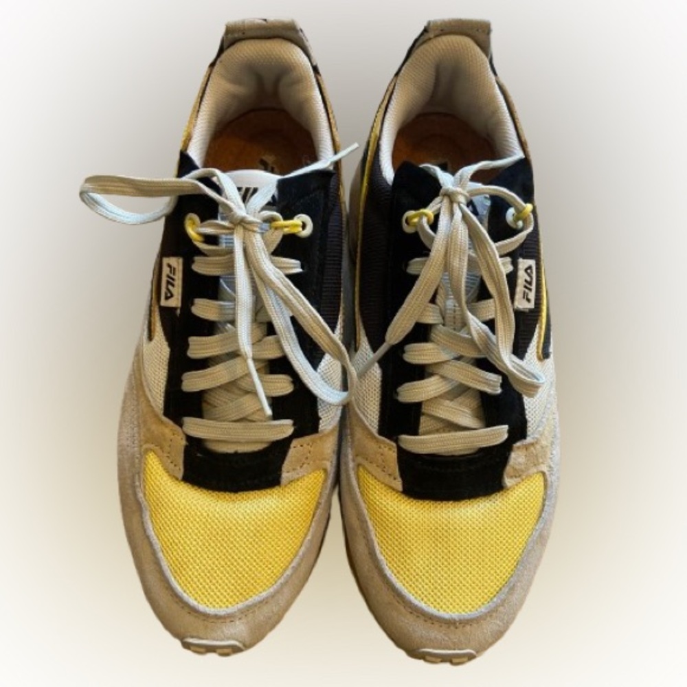 FILA RENNO 1CM01594-703 Men’s US 9.5 / EUR 42.5 — Yellow/Black